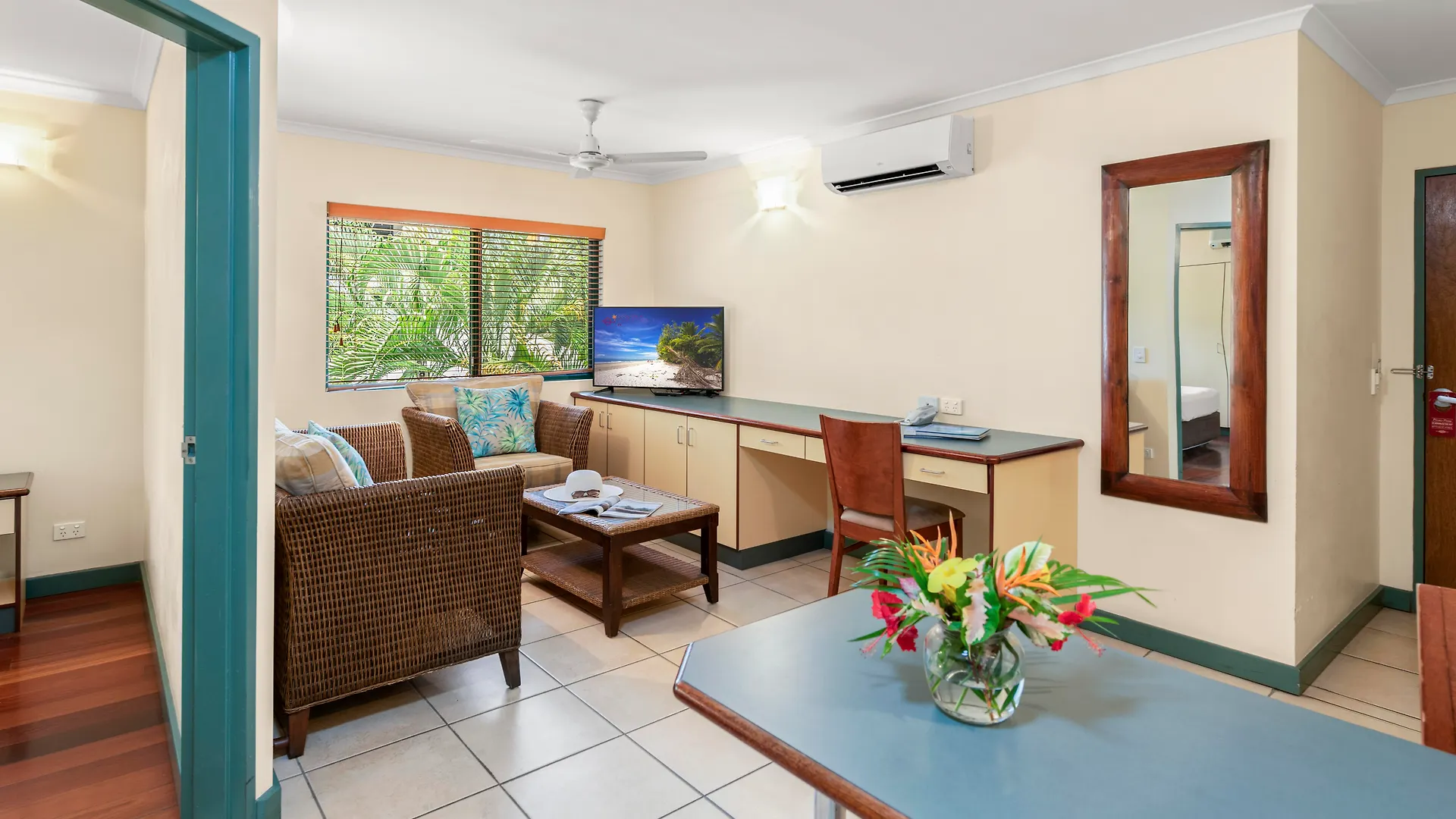 Bay Village Tropical Retreat&apartamentos Cairns Apartahotel