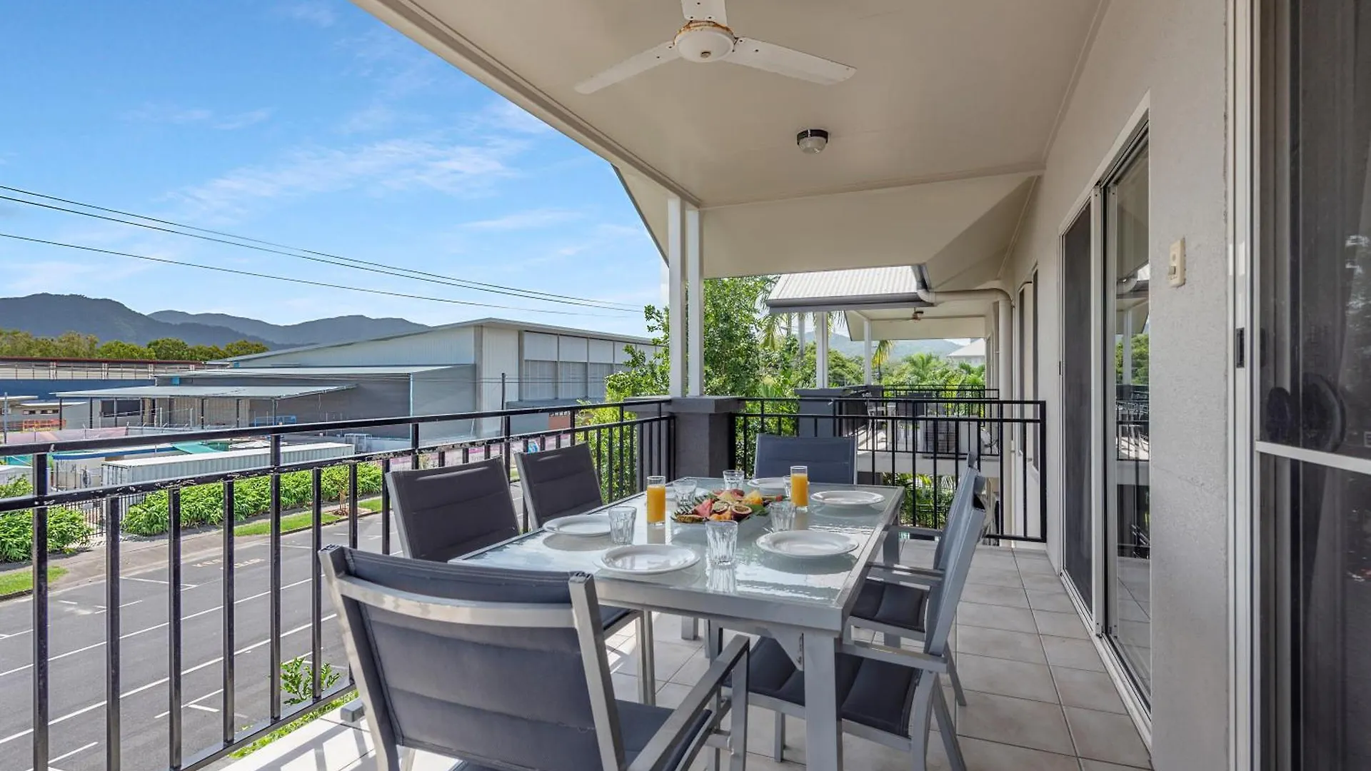 Apartahotel Bay Village Tropical Retreat&apartamentos Cairns