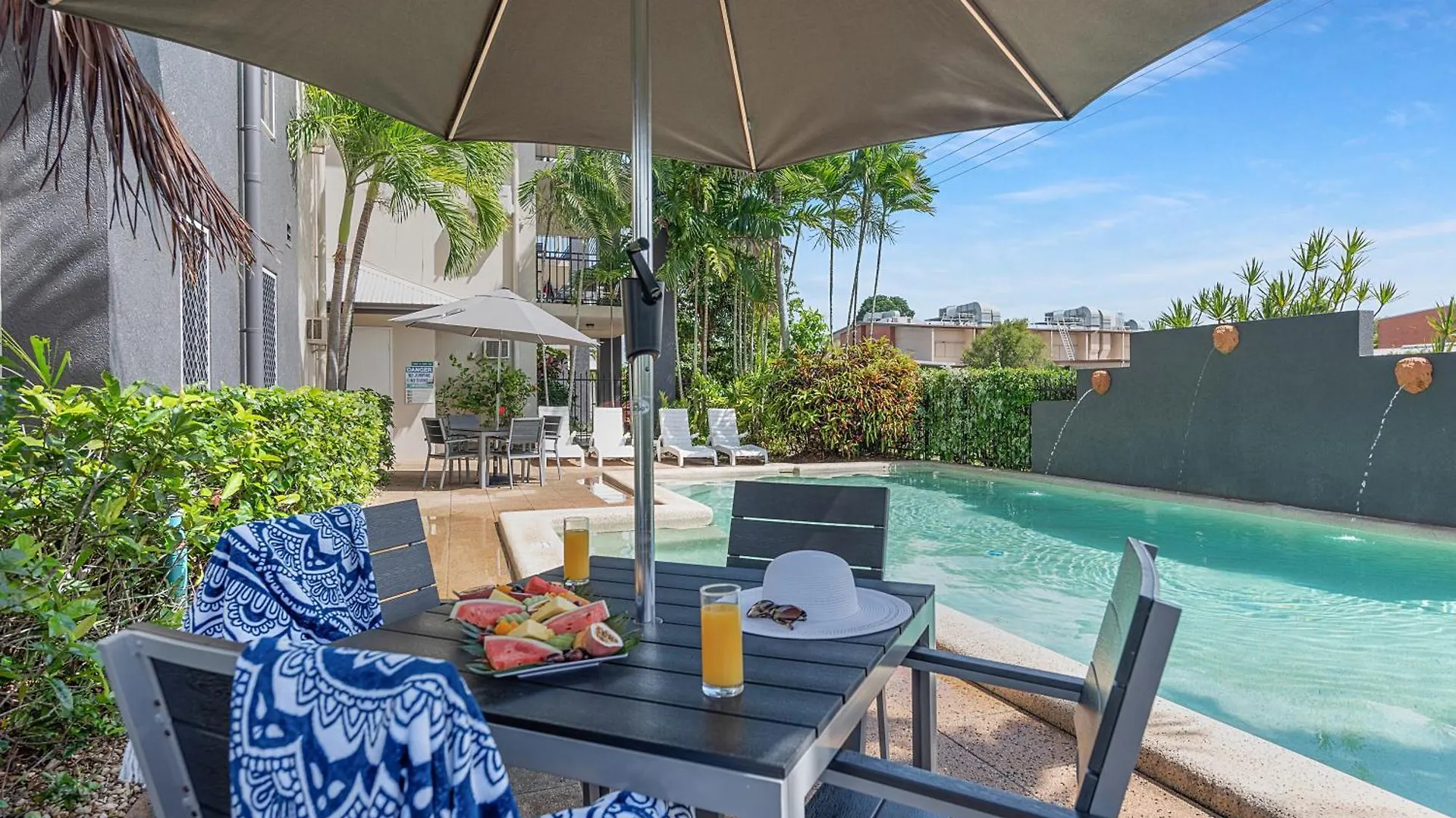 Bay Village Tropical Retreat&apartamentos Cairns